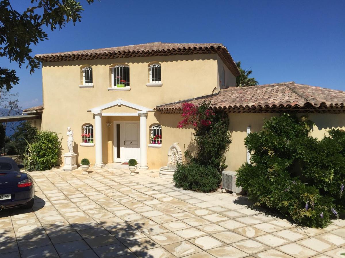 לס איסאמברה Goonie Lodge מראה חיצוני תמונה